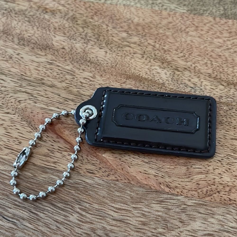 Coach patent brown Hang Tag